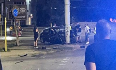Млад мъж загина при тежка катастрофа тази нощ в Русе