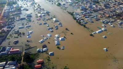 Нигер е под вода, има стотици жертви