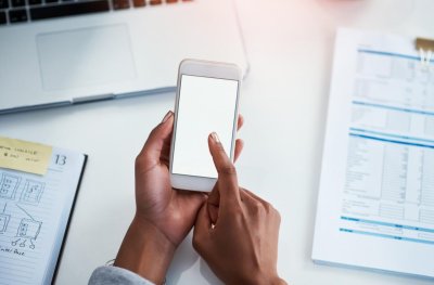 Ето кога потребителите могат да прекратят договор с мобилен оператор без да плащат неустойки (Документ)