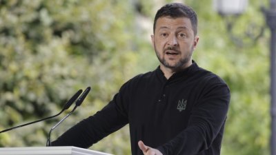 Володимир Зеленски с нова стратегия! Удари в тила на Русия и опити за прекратяване на войната