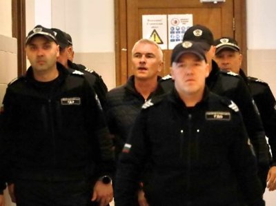 Джейхан Ибрямов остава в ареста