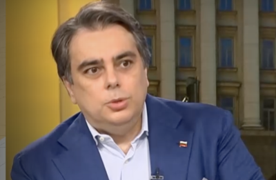 Асен Василев: Няма да подкрепим правителство с мандат на първата политическа сила на изборите