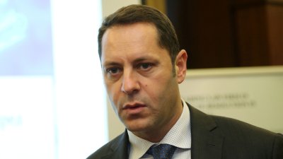 Оправдаха Сашо Манолев за къщата за гости, той се закани да съди медии!