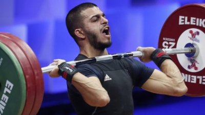Националният отбор по вдигане на тежести може да се разпадне