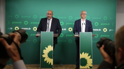 Цялото ръководство на германската партия "Зелените" подава оставка