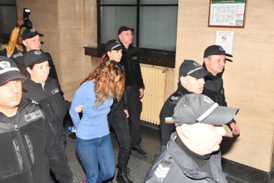 Бившата шефка на "Митници" напуска ареста срещу 10 000 лева гаранция