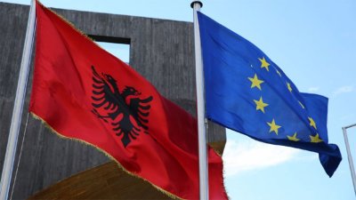 Как се прави фитил от салфетка или нажежава ли се албански реотан?
