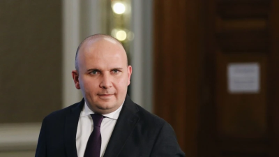 Не може да си толкова тъп колкото Илхан Кючук, дори и когато си много тъп