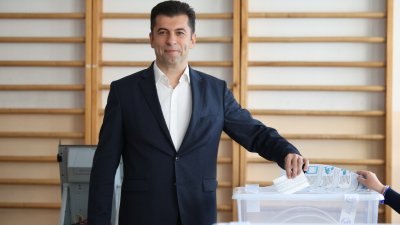 Кирил Петков: Гласувах за продължаване на политиката на повишаване на доходите