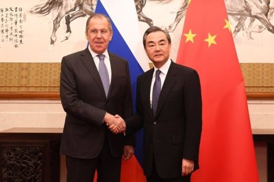 Външните министри на Русия и Китай обсъдиха напрежението между двете Кореи и войната в Украйна