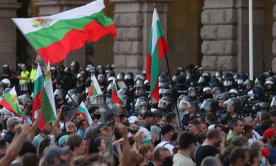 Масови протести днес в София, столична община призова да използваме градския транспорт