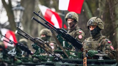 Полша поиска гаранции от САЩ за сигурността на Европа