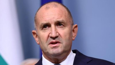 Радев, за съжаление, вече не е алтернатива, а проекция на едно минало обречено да се повтаря в бъдеще