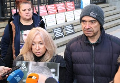 &bdquo;Ангели на пътя&ldquo; са отново на протест пред Съдебната палата в София