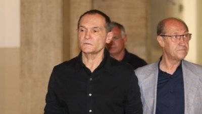Съдът не даде ход на делото срещу Васил Божков