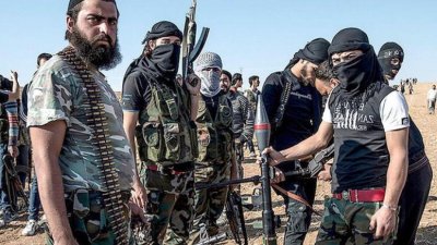 ГРУ на Украйна снабдява бойци в Сирия с оръжие и дронове