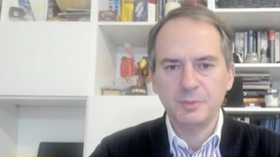 Българите обвинени в шпионаж за Русия, използвали сексуална примамка срещу Христо Грозев
