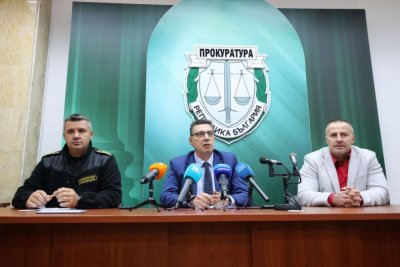 Разбиха едно от най-големите престъпни сдружения за трафик на мигранти у нас