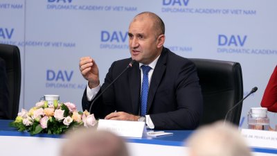 Румен Радев: Бих искал да видя развитието на отношенията между Виетнам и България на следващ етап