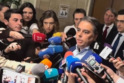 Асен Василев: От ПП не се молим на никого, затова ще подкрепим най-възрастния в парламента (ВИДЕО)