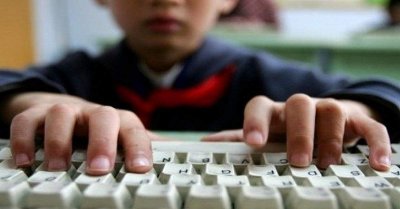 Децата ни трети в ЕС по злоупотреба с интернет