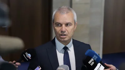 Костадин Костадинов нарече изключването на Лорер и Божанков от ПП-ДБ "антисемитски акт"