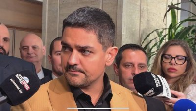 Радостин Василев: Нямаме избран председател на парламента заради ДБ и БСП! (ВИДЕО)