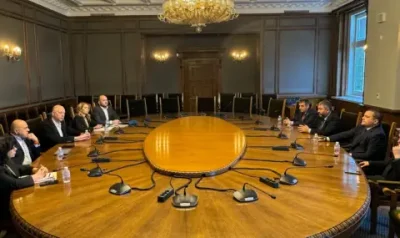 ГЕРБ-СДС и ИТН обсъдиха нуждата от редовно правителство и постигнаха съгласие