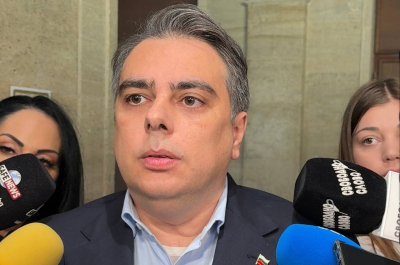 Асен Василев: Изказването на Главчев за бюджета бе нагло, некомпетентно и невярно! (ВИДЕО)