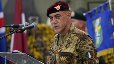 Началникът на италианската армия: Следващата голяма война ще бъде в Африка!