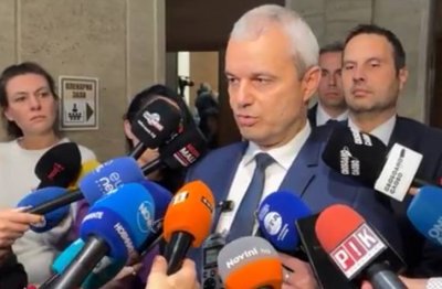 Костадин Костадинов сигнализира за опит за вербовка на български общински съветници