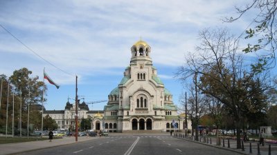 Светият Синод: Не пипайте името на площад &ldquo;Св. Александър Невски&rdquo;!