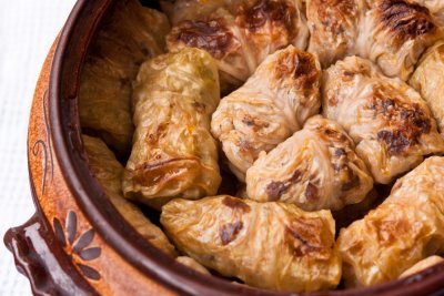 Тайната на перфектните новогодишни зелеви сарми: Рецепта за вкус, който се помни