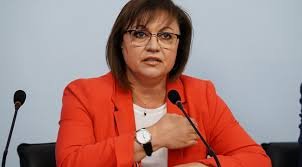  Нинова: Аман от продажен патриотизъм