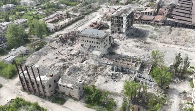 Русия контролира половината от град Часов Яр в Донецк