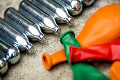 Мъж почина в хотел в Добрич - открити са райски газ и метамфетамини