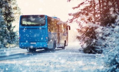 Закъсал автобус с 50 пътници край Велико Търново изваден след нощна операция