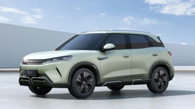 Един от най-атрактивните кросоувъри на китайския BYD пристига в Европа (СНИМКИ)