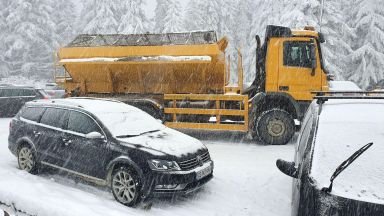 Временно ограничение на движението в района на Витоша заради снегопочистване