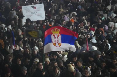 Сърбия под обсада: Най-новият театър на &bdquo;цветната революция&ldquo; на Запада
