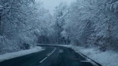 АПИ апелира шофьорите да се подготвят за зимни условия при пътуване