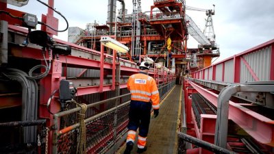 Великобритания с тревожно ниски газови запаси