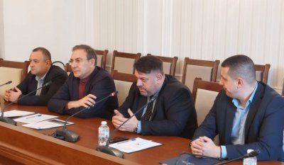  БСП-ОЛ на среща с КНСБ: Страната има нужда от перспектива и редовен кабинет