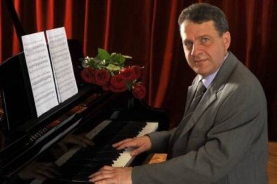 Почина композиторът Александър Севелиев