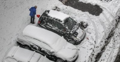  КАТ глобява шофьори за непочистени от снега автомобили