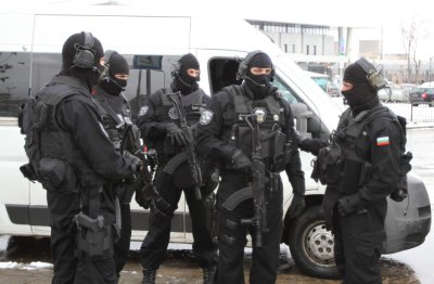 СПЕЦОПЕРАЦИЯ НА ГДБОП: Неутрализирана е организирана престъпна група за подпомагане на нелегалната миграция