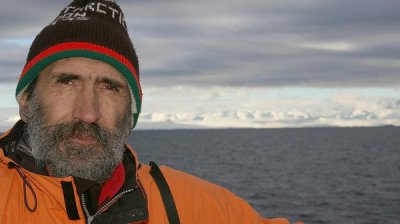 Драма в Антарктида: Български учен пропадна в пукнатина на ледник