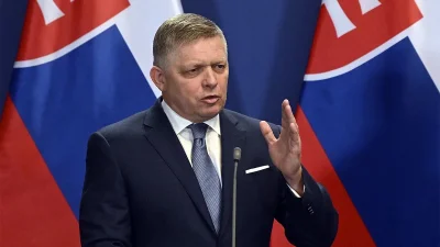 Роберт Фицо отказва оставка въпреки масовите протести в Словакия
