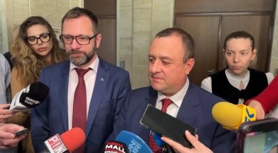 Шефът на АПИ: Осветлението в &bdquo;Кривия тунел&ldquo; ще бъде възстановено в дадения срок (ВИДЕО)