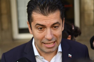 Кирил Петков: ГЕРБ не трябва да саботира пътя на България към Еврозоната